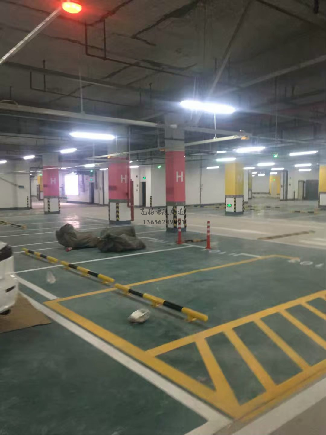 蘇州馬路劃線多少錢一米，廠區(qū)道路劃線價格？