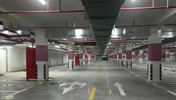 蘇州道路劃線分析，環(huán)氧地坪施工時(shí)地面油漬污垢解決的方法？