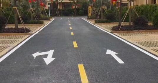 廠區(qū)人行道劃線標準尺寸？