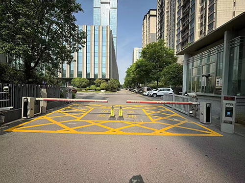 車位劃線人員需要什么證件？ 確保安全有序停車的重要保障