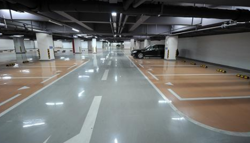 酒店設(shè)計(jì)規(guī)范及標(biāo)準(zhǔn)停車(chē)位劃線配比？
