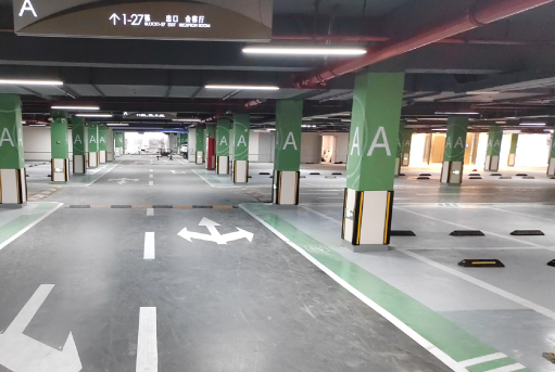 蘇州廠區(qū)專(zhuān)業(yè)停車(chē)場(chǎng)劃線施工，13年施工經(jīng)驗(yàn)