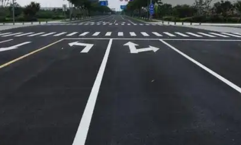  蘇州廠區(qū)車位劃線，飛揚市政無隱形收費，專業(yè)施工